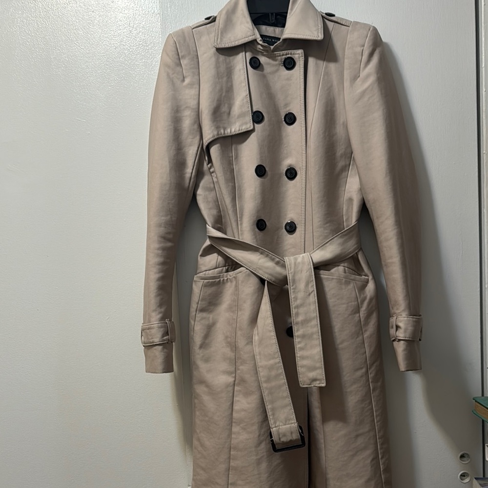 Zara Tan Trench Coat with Large Lapels